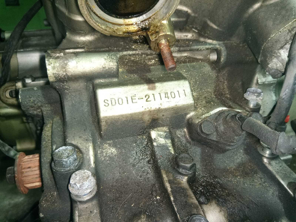 двигатель Honda XL1000 Varadero SD01 (без стартера и статора генератора)