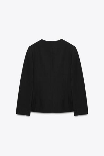 ZARA ПРИТАЛЕННЫЙ БЛЕЙЗЕР С ПОДПЛЕЧНИКАМИ, ЧЕРНЫЙ