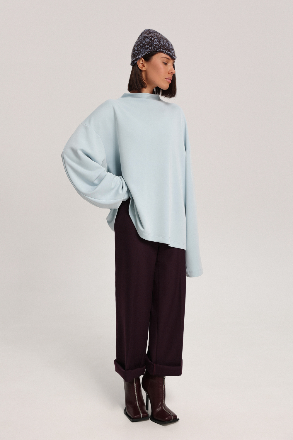 Лонгслив с округлым рукавом