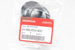 51490-K04-931. SEAL SET, FR. FORK. Forza300