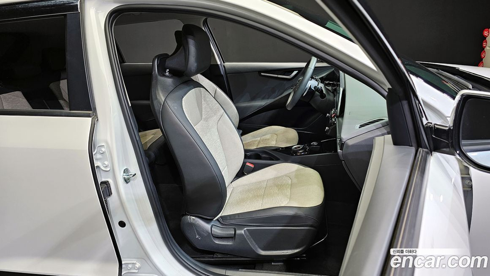 Kia The All New Niro Signatures (07.2022)