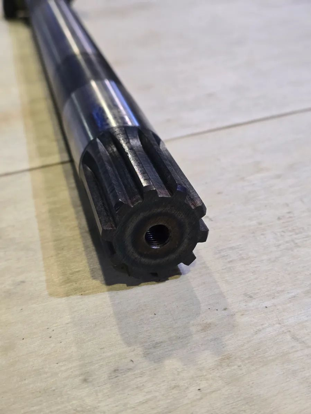 Кулак разжимной задний правый L 545 мм (КММЗ)