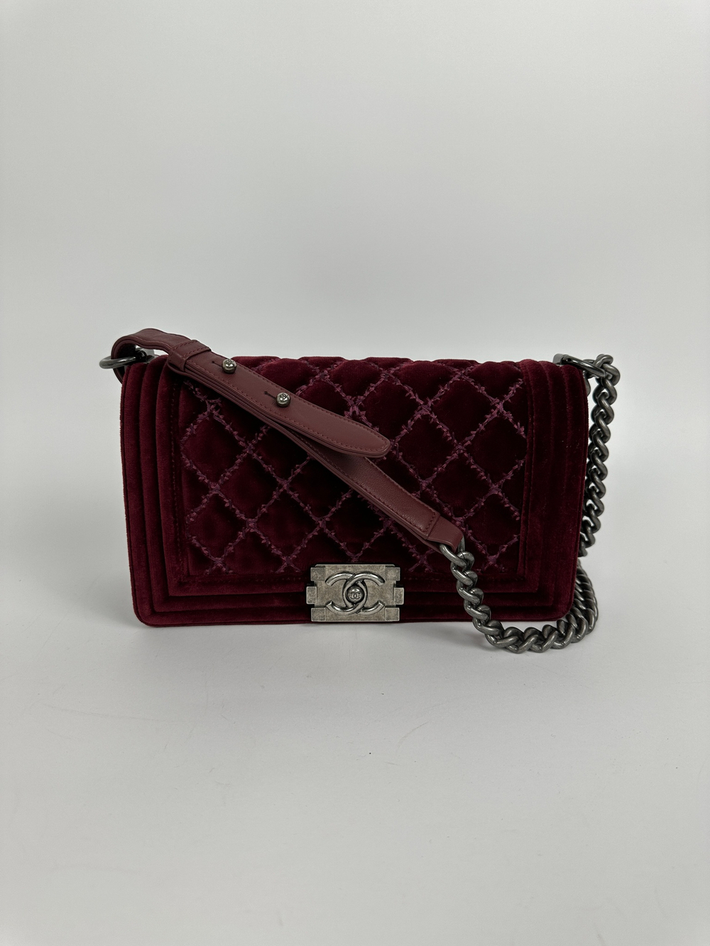 Сумка Chanel Boy Velvet