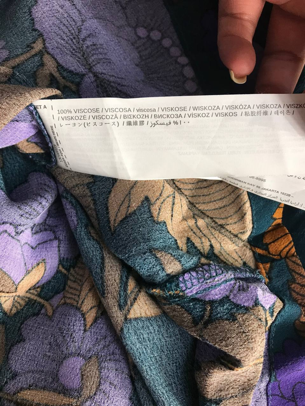 Блузка Mango яркого цвета, маркировка L, визуально на 48 размер