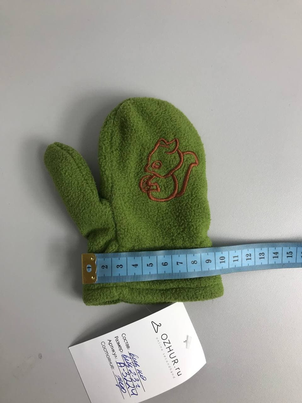 Варежки с принтом на 2-3 года