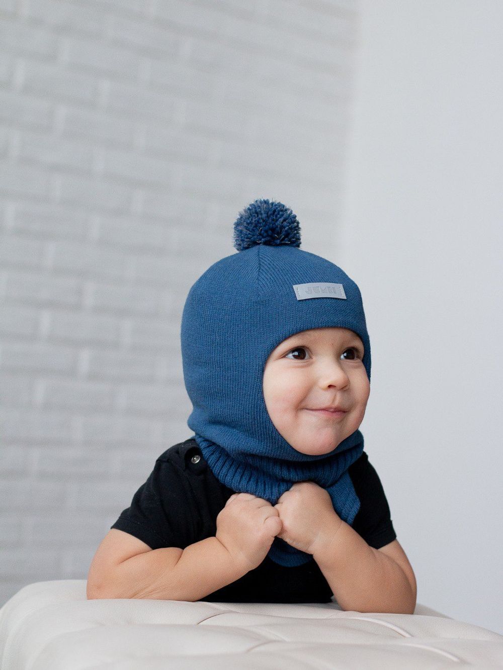 Шлем весенний/осенний вязаный (Гроза) ЧИП