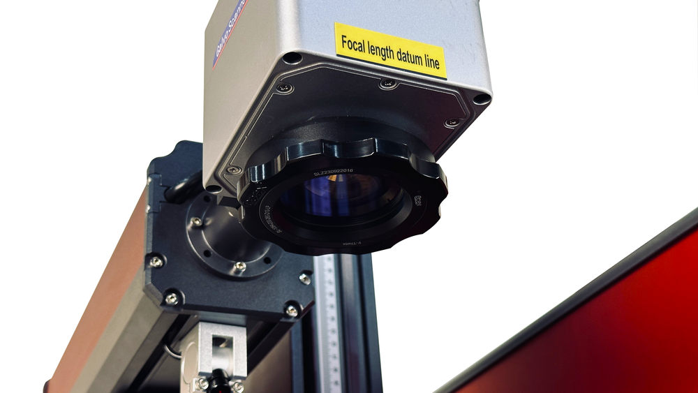 Волоконный лазерный маркер Laser Start QB Raycus