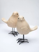 Статуэтки для интерьера на полку