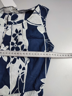 Платье Tasarinni красивое 42 размер