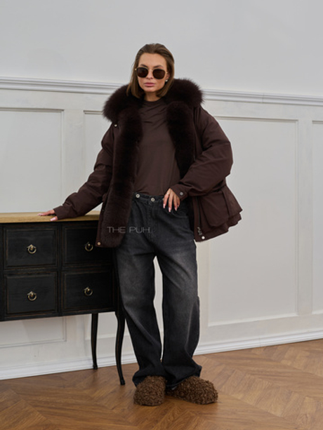 Винная парка-трансформер с меховой оторочкой