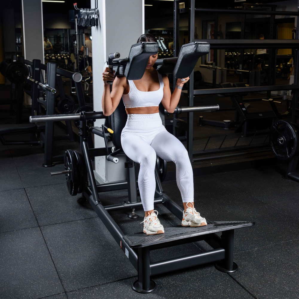 U2065 Приседание