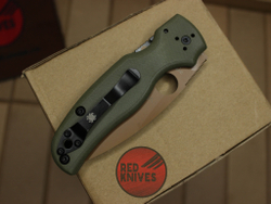 Нож Spyderco Shaman - рукоять зеленый G10, клинок Coyote