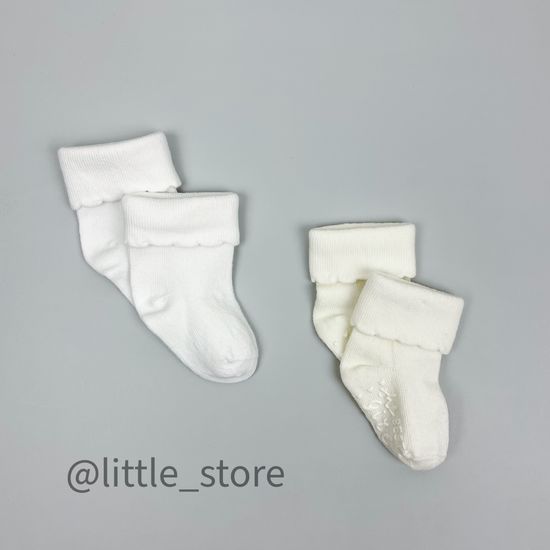 Носочки хлопковые для девочки Белый/Молочный со стоперами