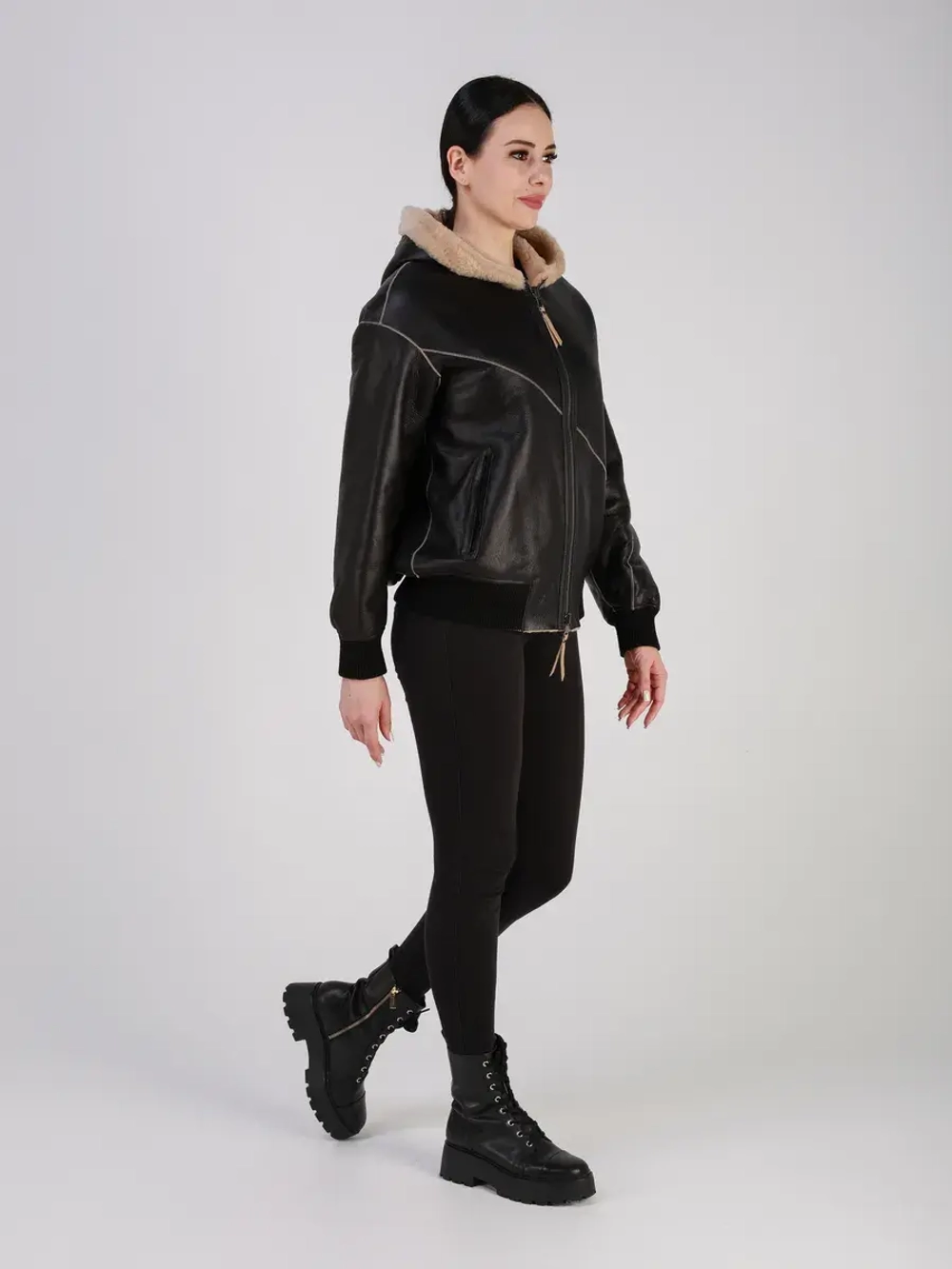 Двусторонняя дубленка зимняя шуба натуральная с капюшоном