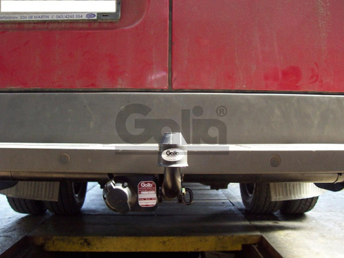 Оцинкованный фаркоп на Mercedes Sprinter Classic 2013- со ступенькой, Mercedes Sprinter 1995-2006, Volkswagen LT 1995-2006 со ступенькой (без электрики), Galia M035C