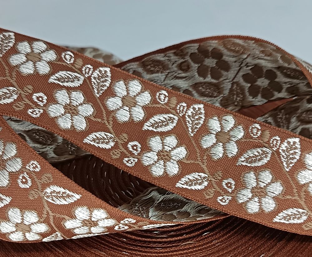 Тесьма жаккард, ш. 3,5 см