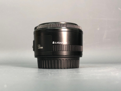 Canon EF 50mm f/1.8 II