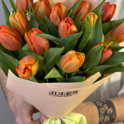 Букет из пионовидных тюльпанов 15 штук
