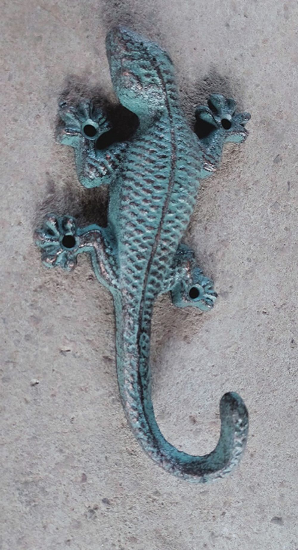 Iron Garden Крючок настенный "Ящерица"