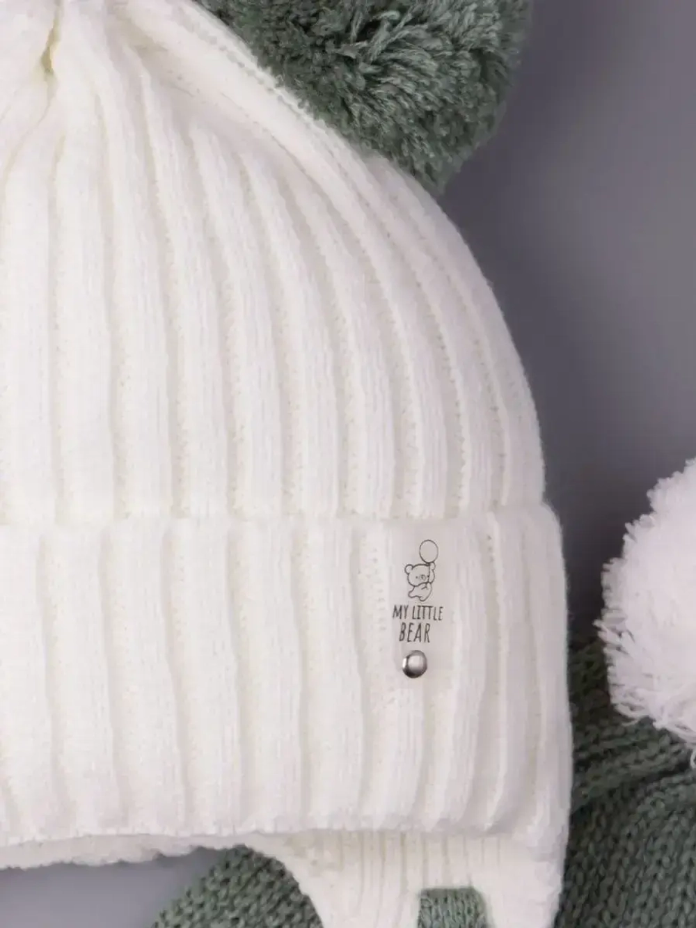 Шапка детская осенняя и шарф с ушками