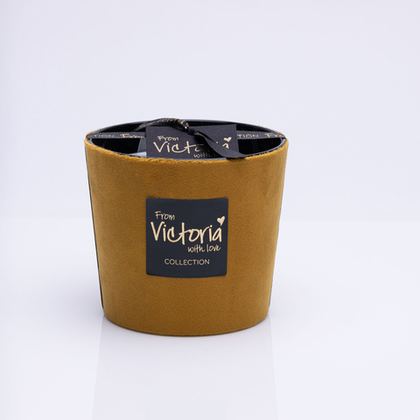 nan Свеча ароматическая Velvet ochre Victoria with Love Красный