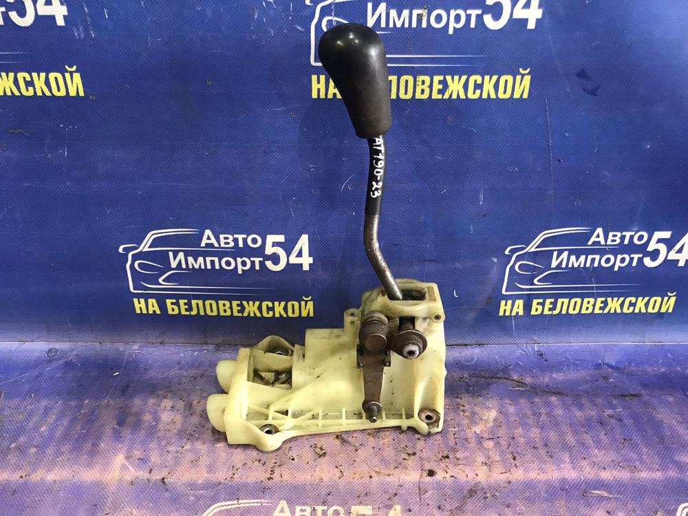 Селектор МКПП TOYOTA CARINA E 1997