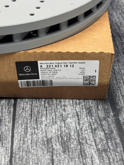 Тормозной диск Mercedes-Benz A2214211812