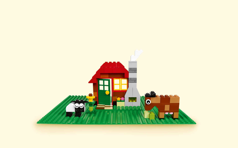 LEGO Classic: Строительная пластина зеленого цвета 10700 — 32x32 Green Baseplate — Лего Классик