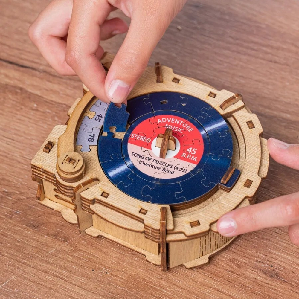 Квестбокс подарочный "Патефон" (IDventure)