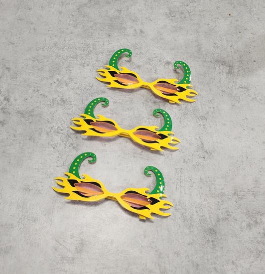 Очки Черт жёлтые с зелёным