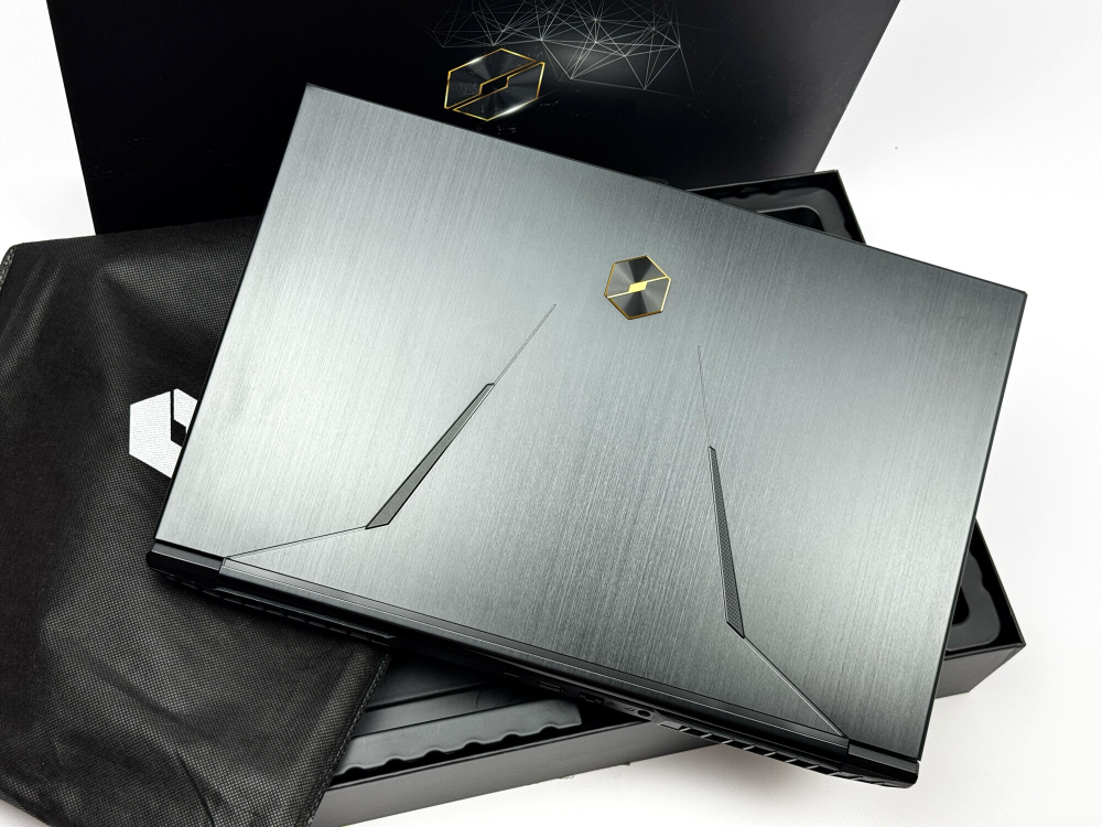 Игровой ноутбук Mechrevo RTX 3080 8GB Ryzen 9 5900HX 32GB 1TB 17.3" 2.5K 165Hz Win11 RU Русско-Английская клавиатура