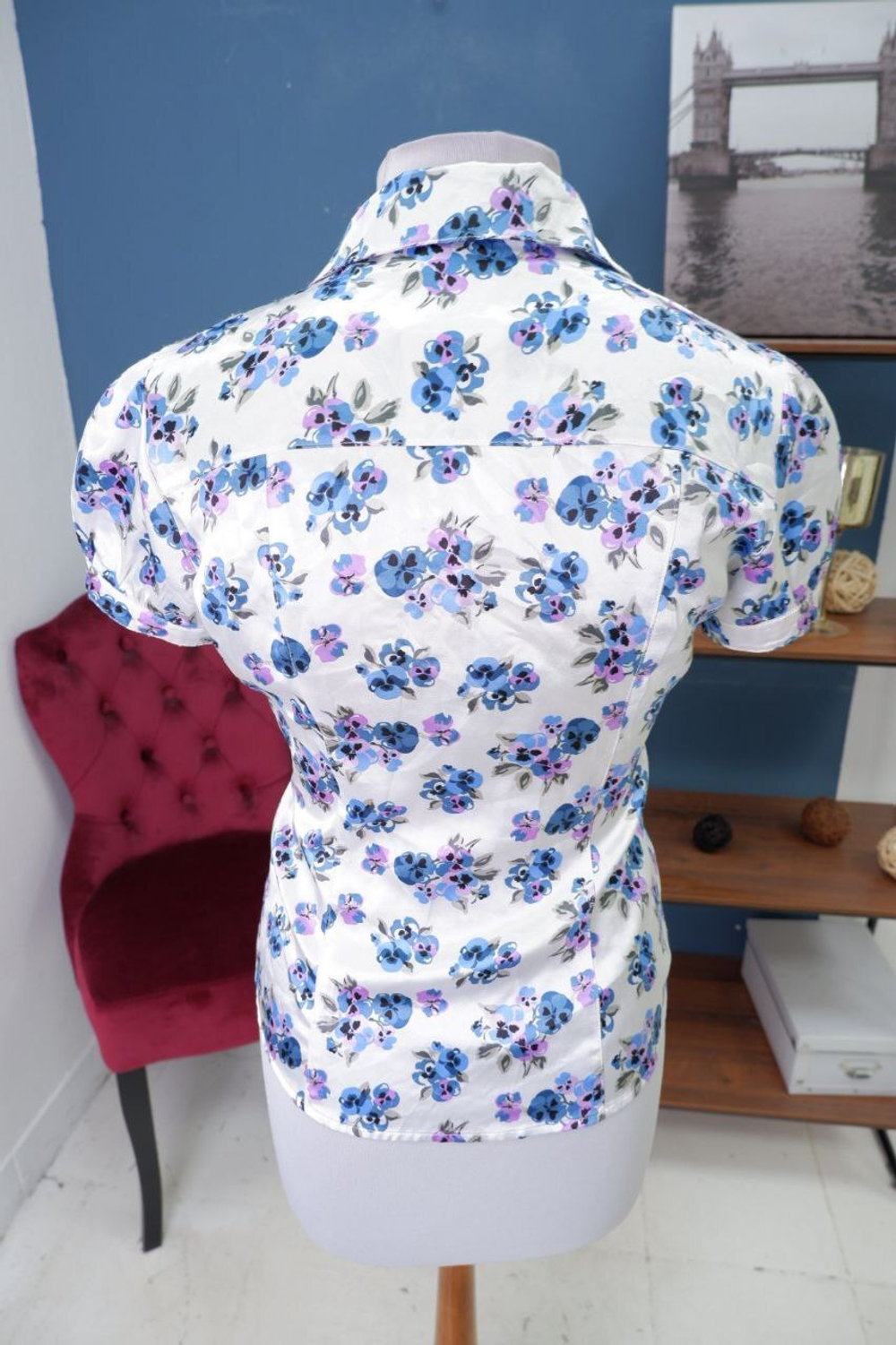 Блузка Oggi с цветами 44 размер