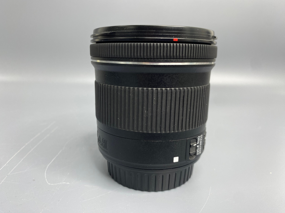 Canon EF-S 10-18mm 4.5-5.6 IS STM Маленькие сколы