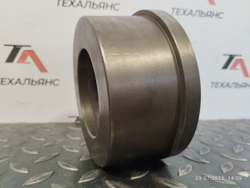 Втулка 14X-71-12230