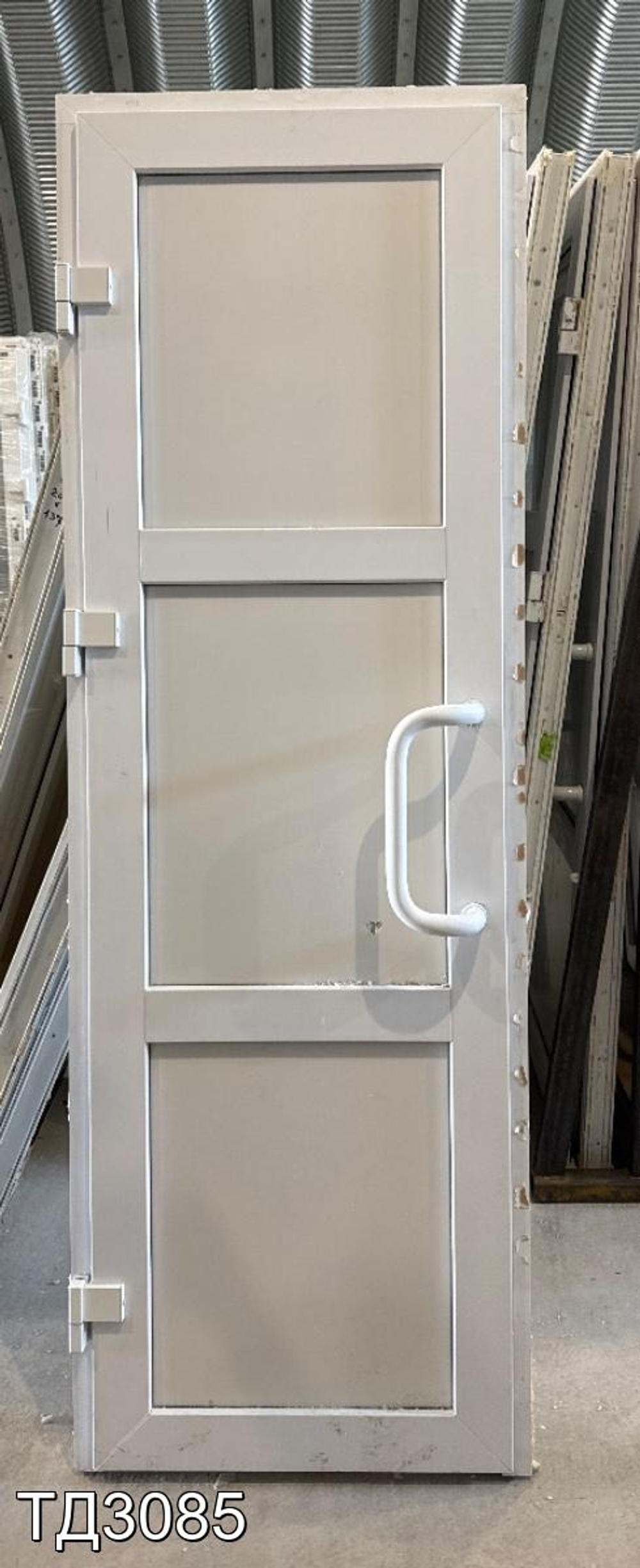 Дверь пластиковая входная Б/У 2040(в) x 700(ш)