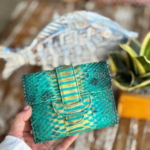 Женские кошельки из питона