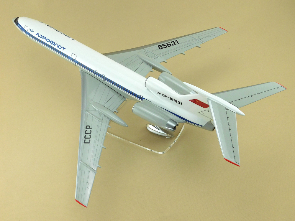 Модель самолета Ту-154М (М1:100, Аэрофлот СССР-85631)