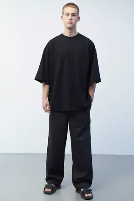 Брюки мужские из черной джинсы