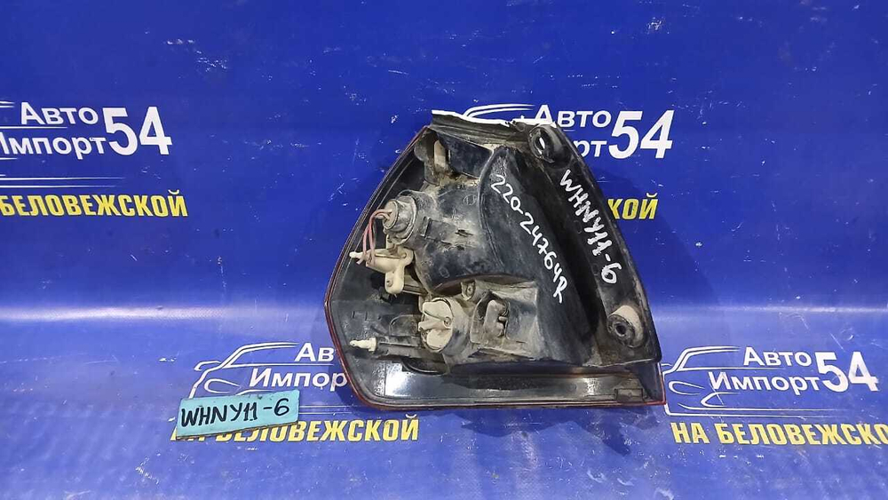 Стоп правый NISSAN WINGROAD 1999