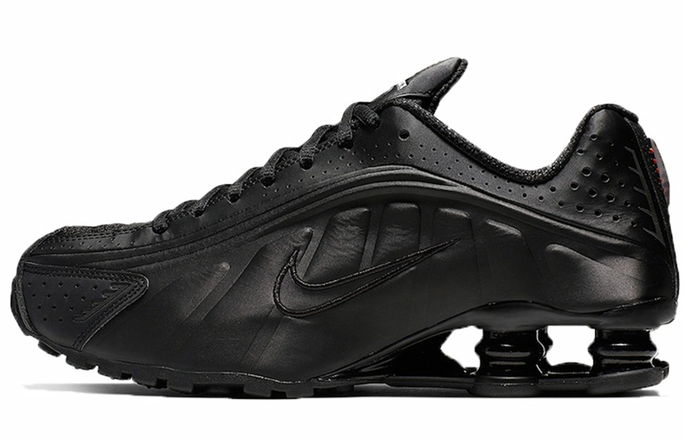 Кроссовки Nike Shox R4 Triple (Женская размерная сетка)