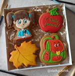 Ученик №15 Девочка с тетрадкой