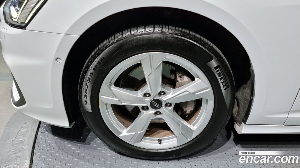 Audi A6 (C8) 45 TFSI (06.2021)