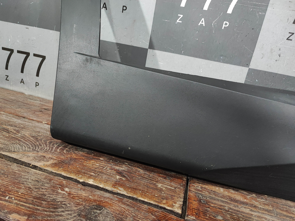 Накладка двери задней правой Hyundai Tucson 4 (NX4) 20-нв Б/У Оригинал 87732N9000