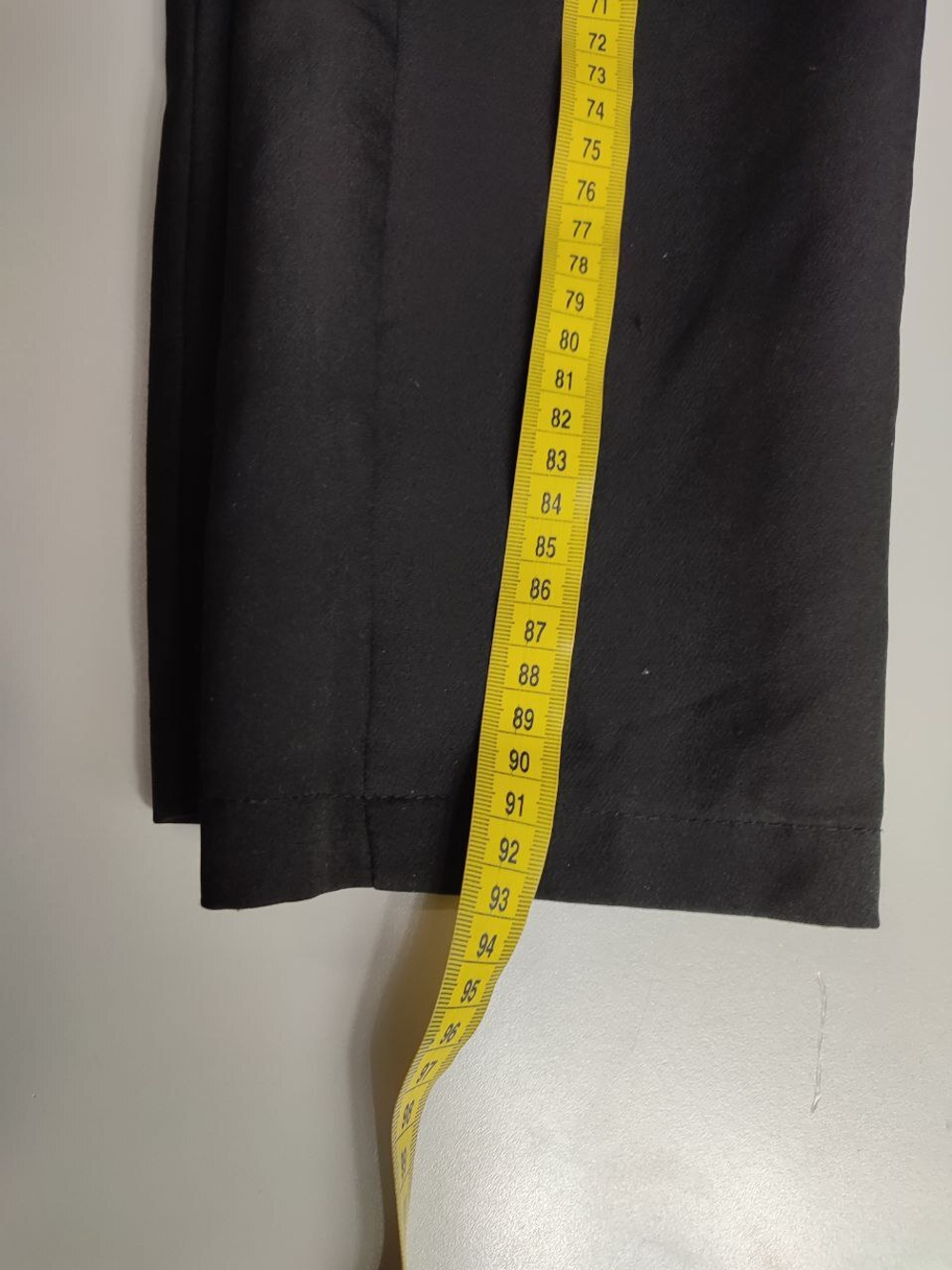 Брюки для лаконичного образа, маркировка 36, визуально на 42 размер