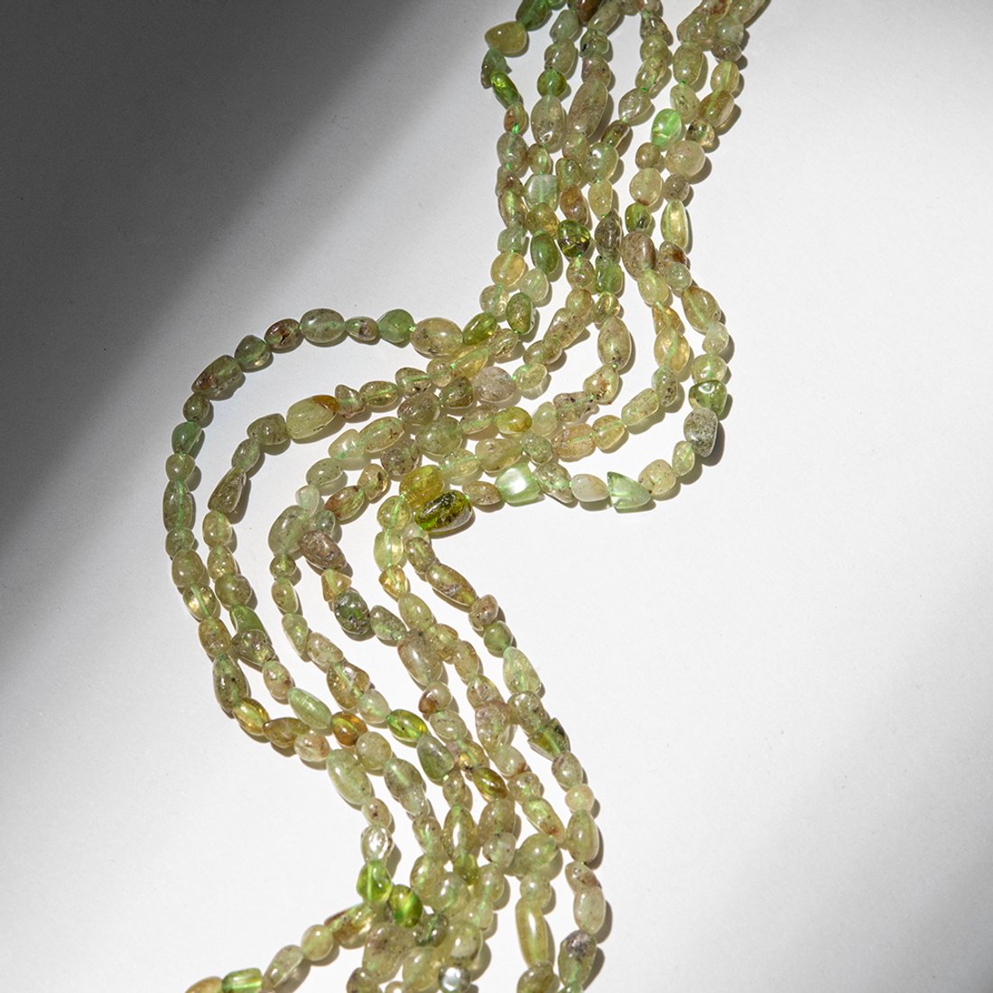 Хризолит (перидот) натуральный, фриформ, 5-12мм