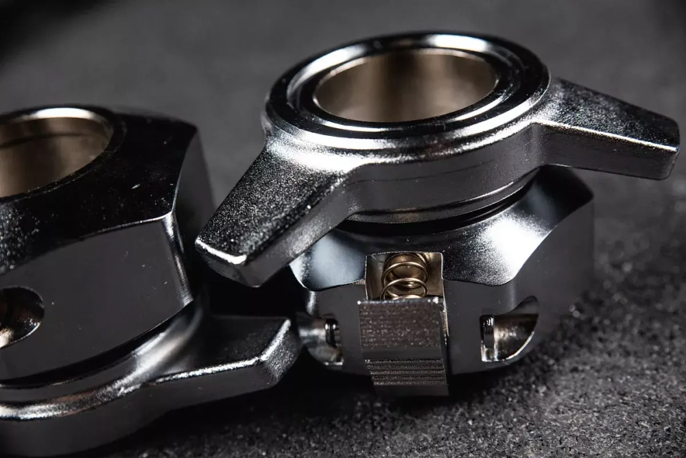 Гриф  "Ленинградка" с замками, 20кг