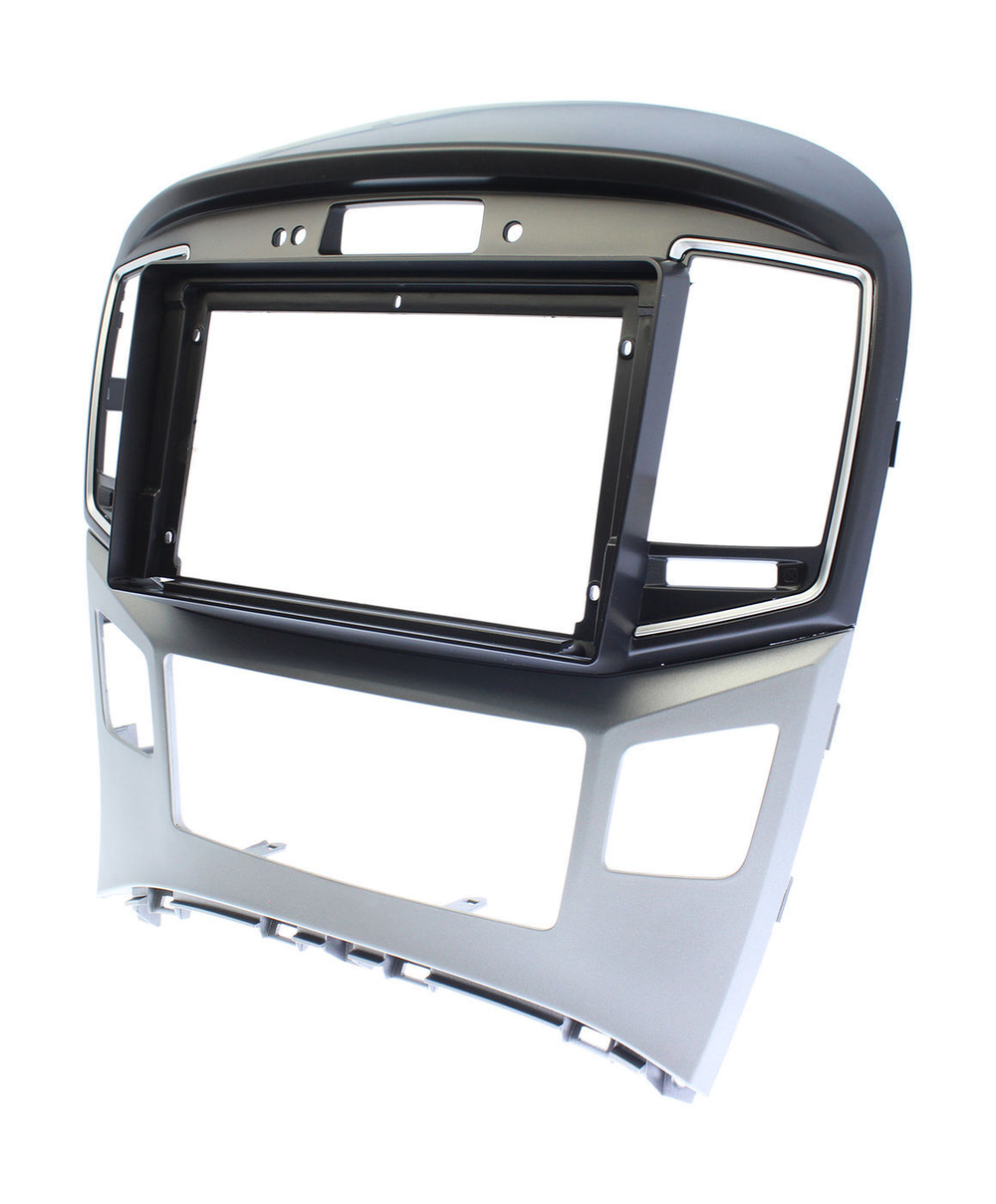 Комплект рамки с разъёмами 9" Hyundai Starex, H1 2016 - 2022 авто с часами (большая) - Car-Smart 7000F3