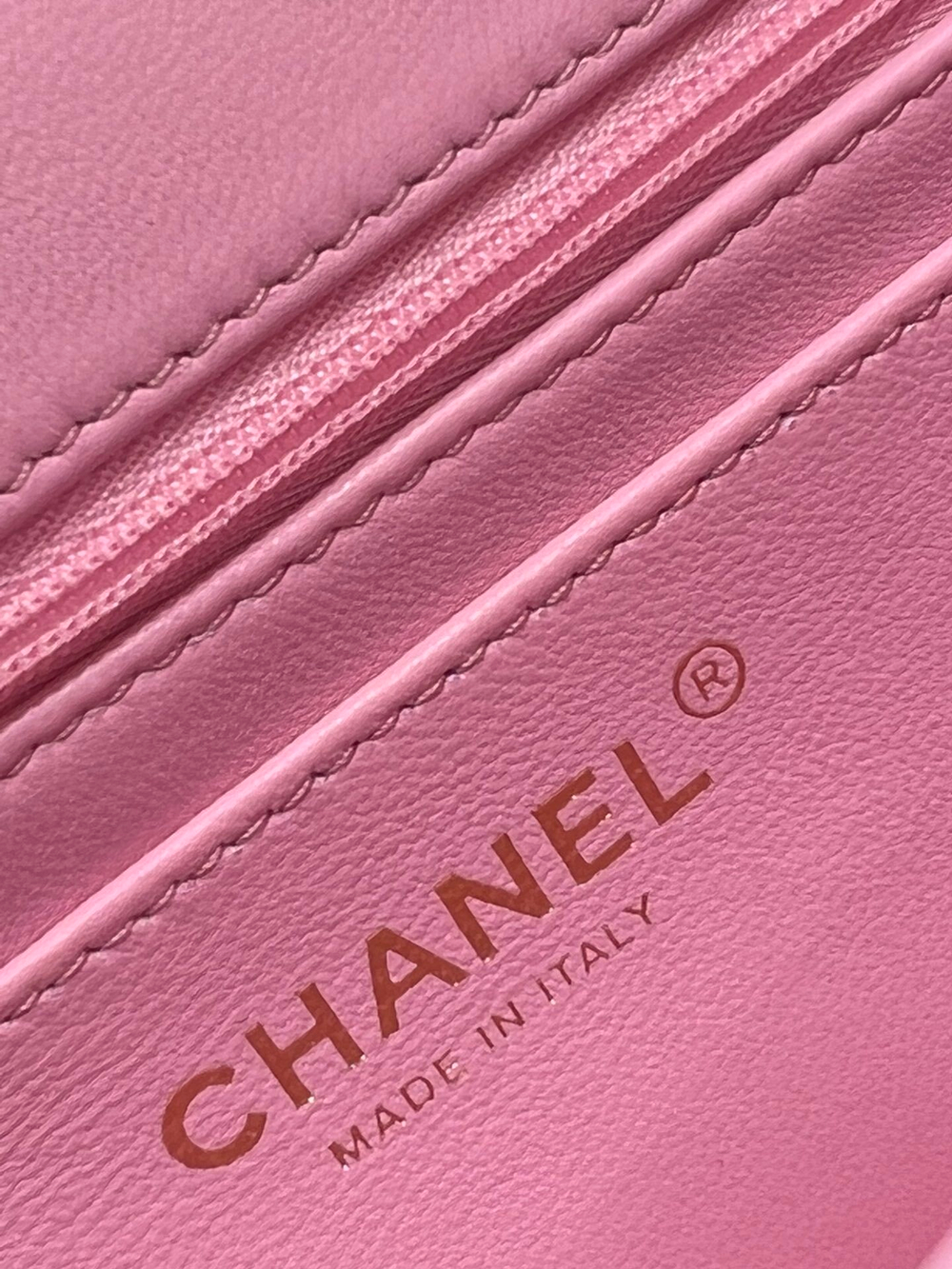 Chanel Mini Flap Bag with Top Handle 20 cm