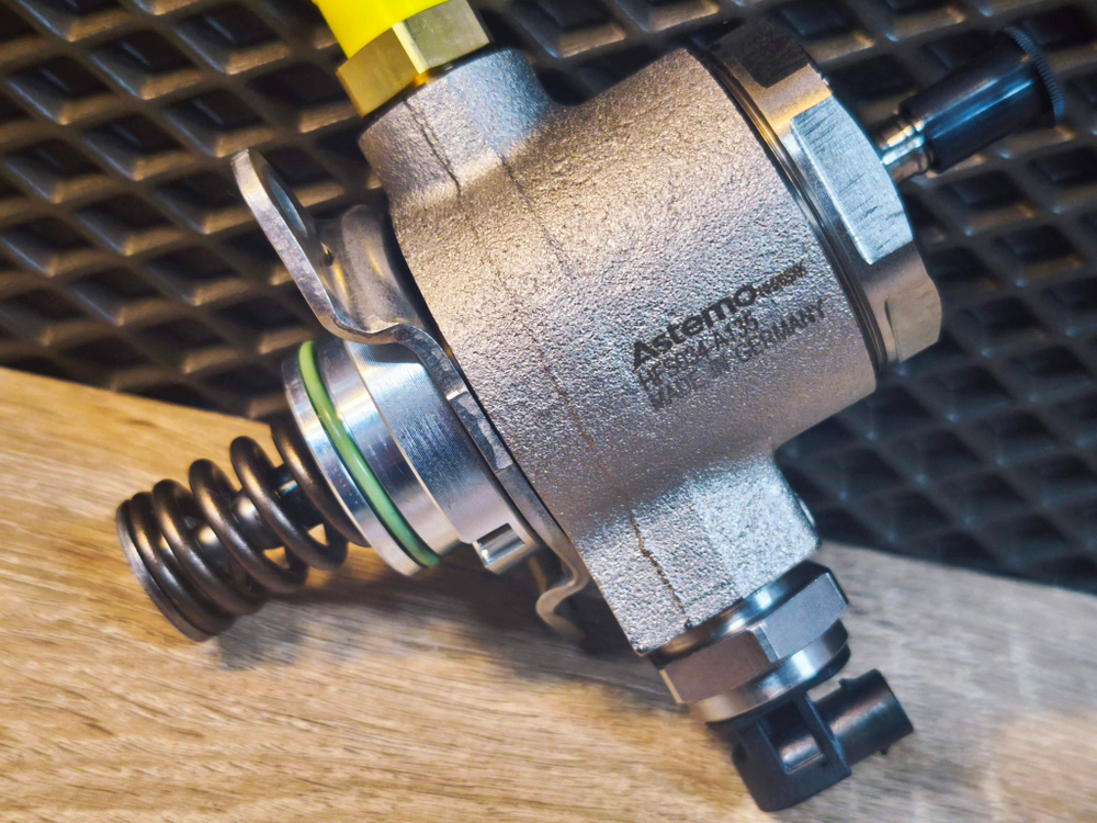 Тнвд Hitachi GEN2 2.0 T 2503070 06J127025L