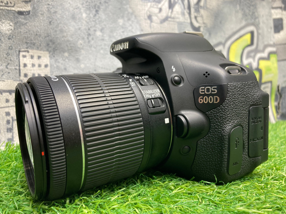 Canon 600D kit 18-55mm IS STM 17.500 кадров